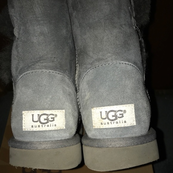 UGG Bailey Button - Picture 6 of 8